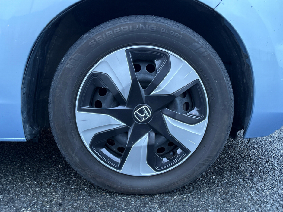 2017 Honda Fit 1.5L Petrol Hybrid Automatic €11,950