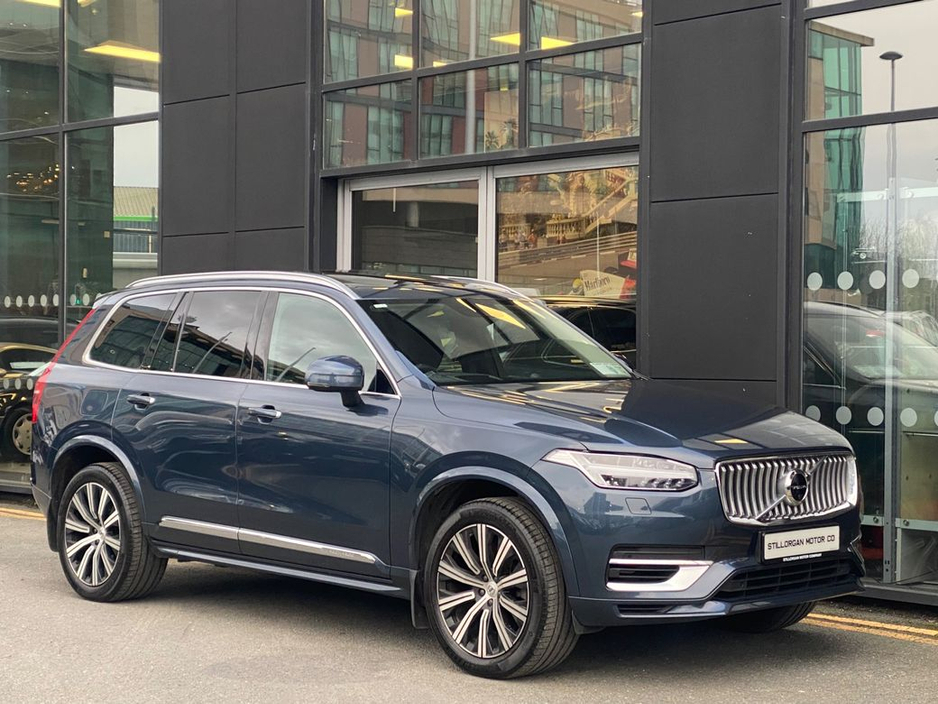 2022 Volvo XC90 - image 3