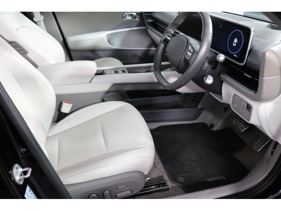 2023 Hyundai Ioniq 6 - image 6