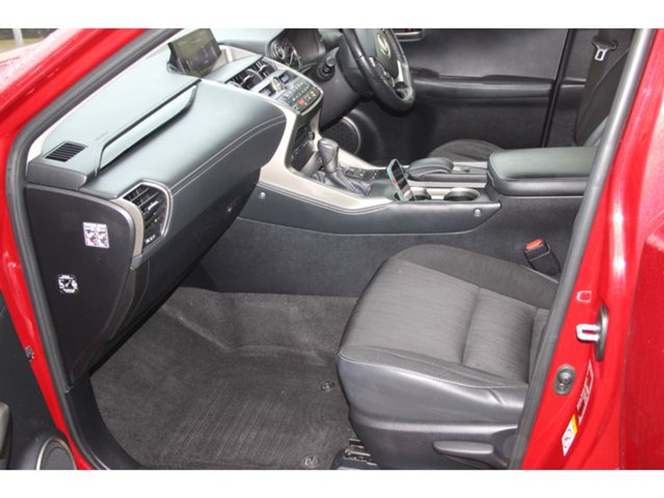 2015 Lexus NX 300 h 300H SE €19,950