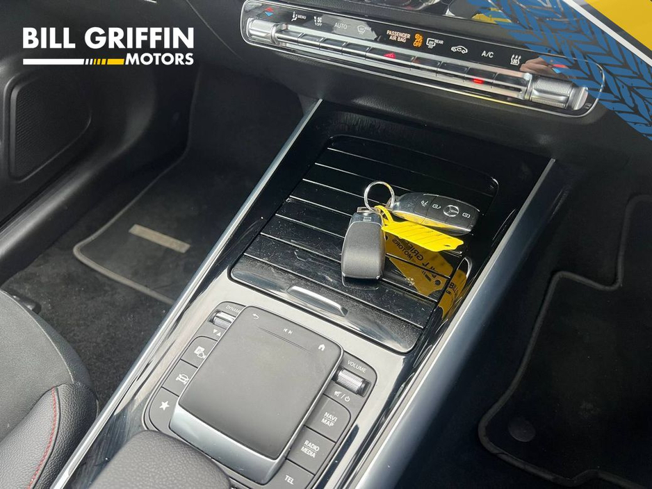 2022 Mercedes-Benz EQA - image 11