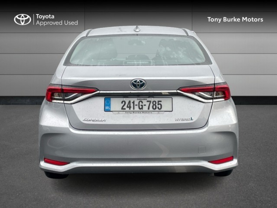 2024 Toyota Corolla Saloon - Luna Edition - 1.8 Hybrid - Automatic - 1 Owner + 1 Free Service In JAN 2027 // Remote Central Locking // Front Electric Windows // Rear Electric Windows // Electric Mirrors // Apple Carplay €29,599