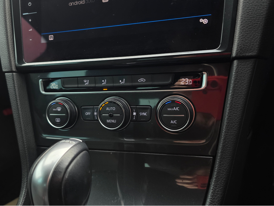 2017 Volkswagen Golf ( 172 REG ) NEW MODEL 1.2 TSI CARPLAY ANDROIDAUTO  LANE ASSIST  ALLOYS €15,450