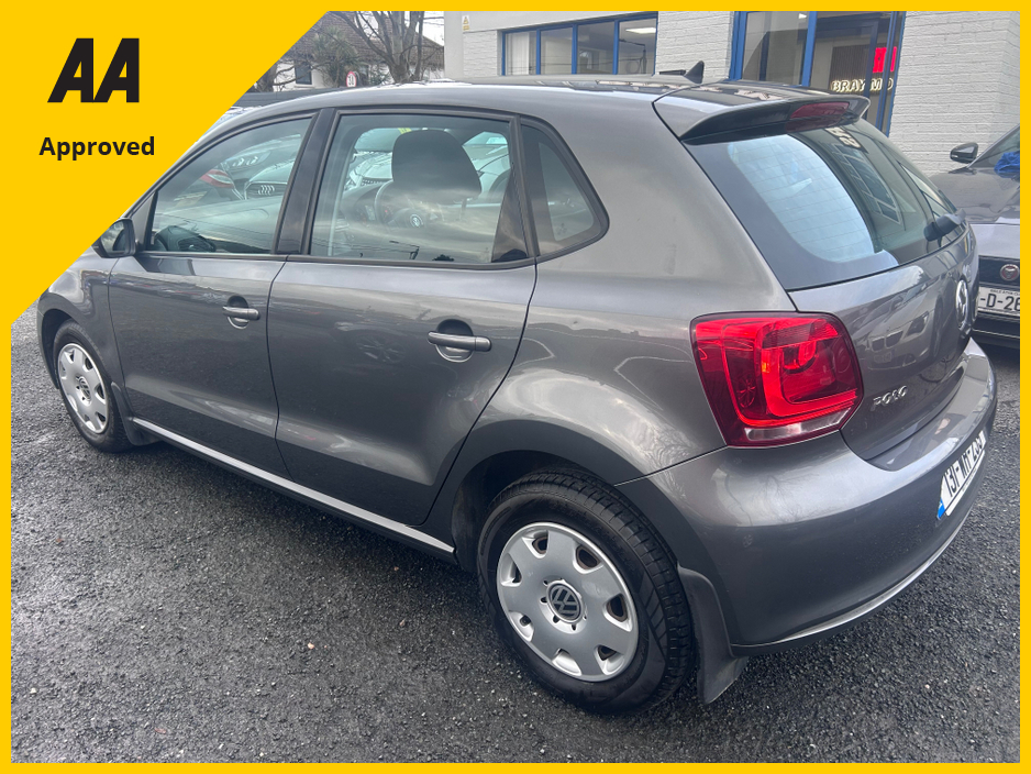 2013 Volkswagen Polo - image 6