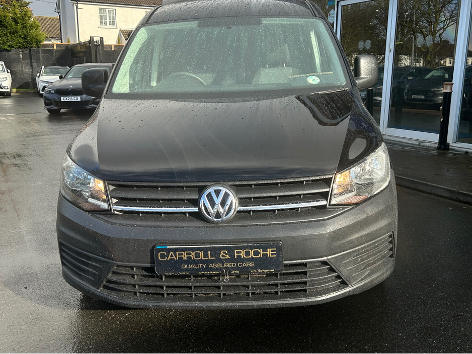 2020 Volkswagen Caddy - image 33