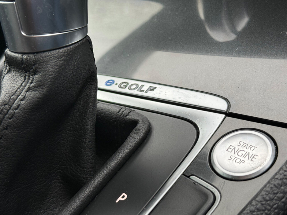 2019 Volkswagen Golf e-GOLF €10,990