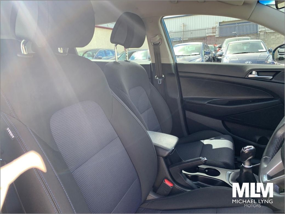 2018 Hyundai Tucson - image 12