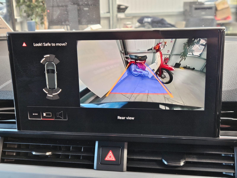 2020 Audi A4 - image 18