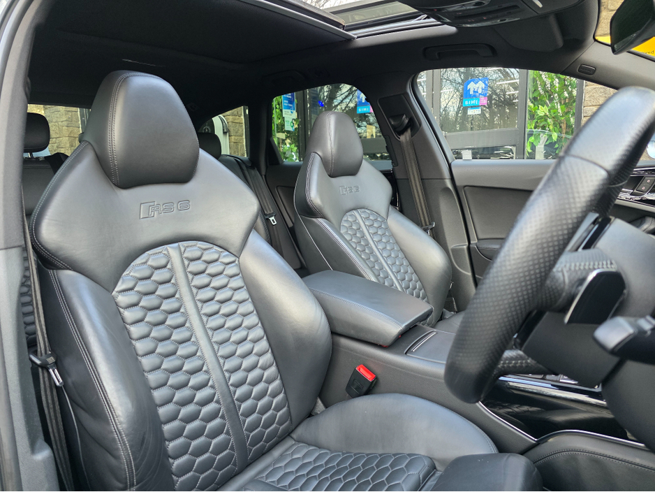 2014 Audi RS6 4.0 TSFI V8 TWIN TURBO 560 BHP. ONLY 59000 MILES. FSH. FINANCE ARRANGED. SIMI. AA APPROVED. €59,950