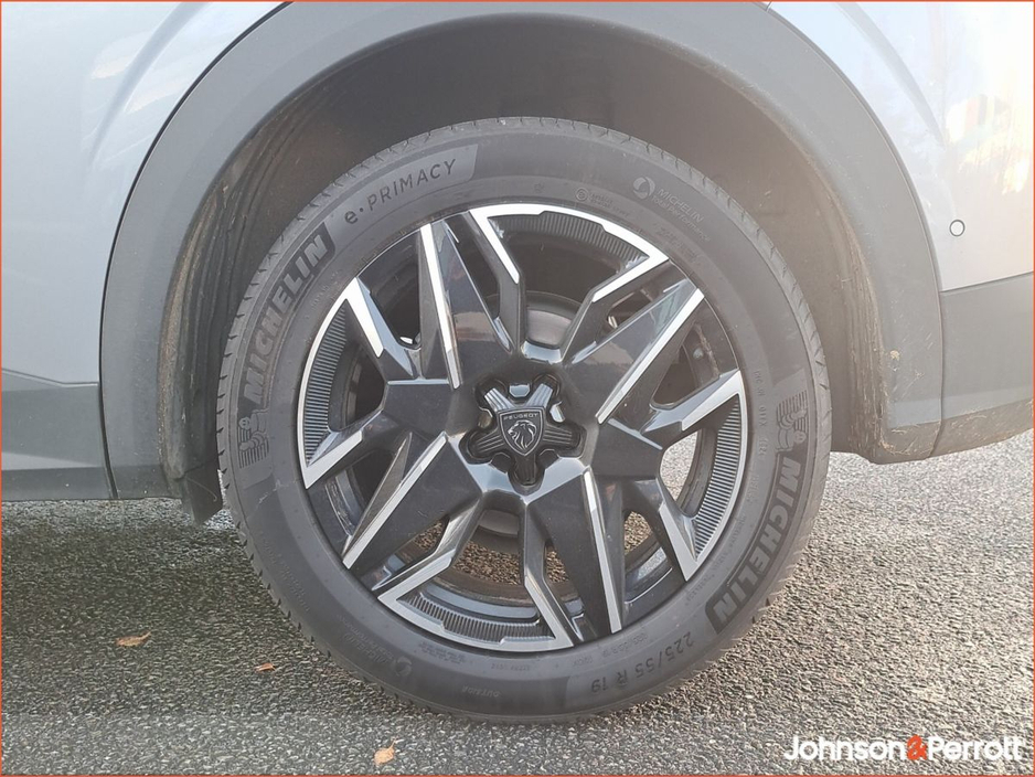 2025 Peugeot 3008 1.2 MHEV 145bhp eDCS6 Allure €45,450