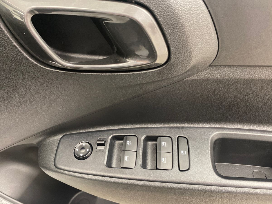 2026 Hyundai i10 - image 14