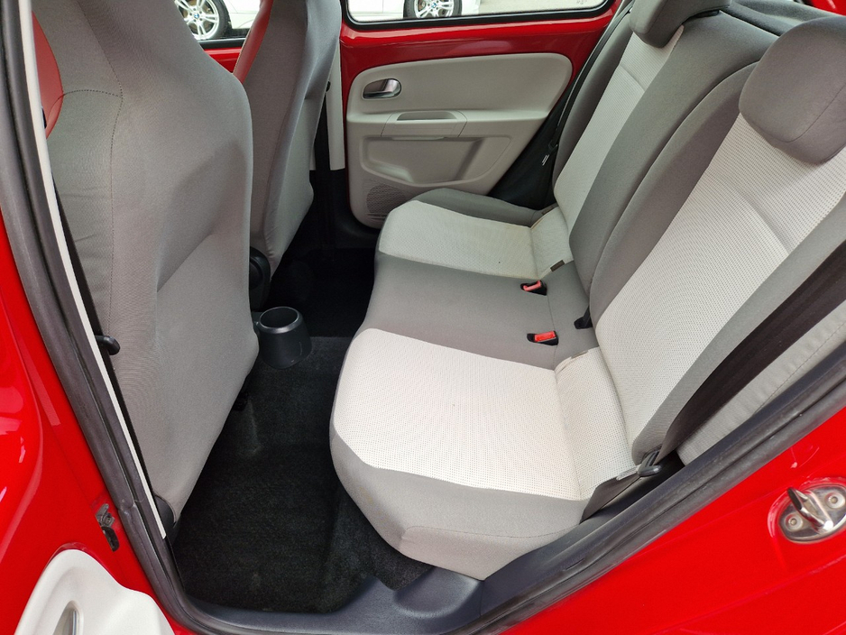 2012 Volkswagen up! - image 21