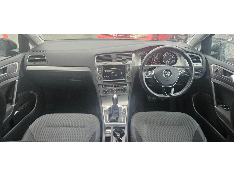 2017 Volkswagen Golf - image 23