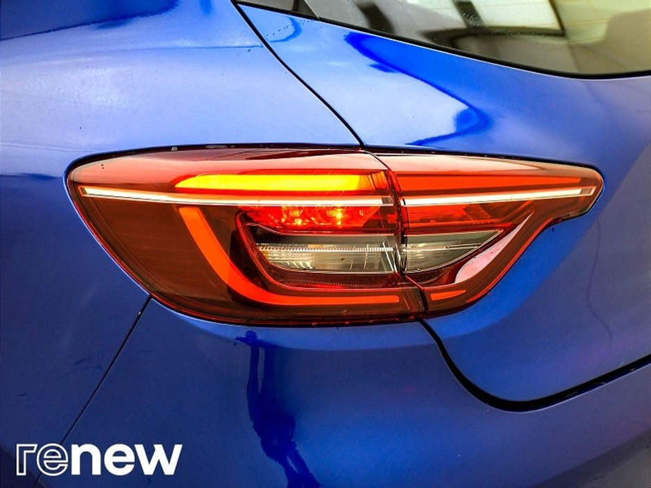 2022 Renault Clio - image 20