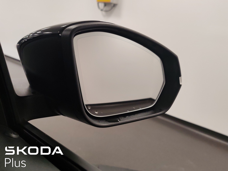 2025 Skoda Fabia - image 31