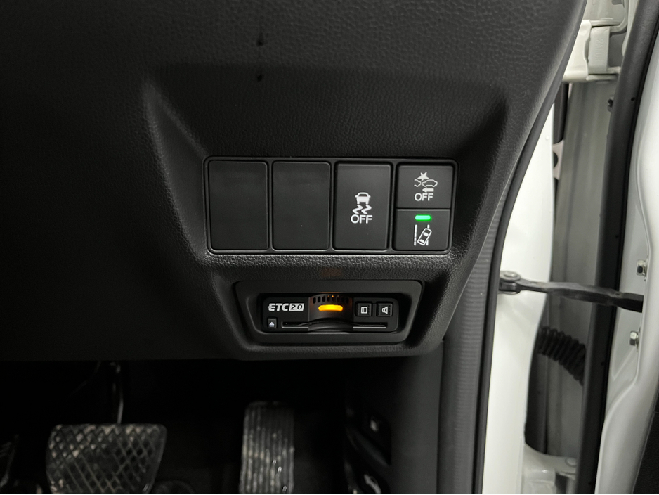 2020 Honda Stepwagon €28950 2020 HONDA STEPWAGON EHEV G SPADA SENSING 2.0 AUTOMATIC / CRUISE CONTROL / REVERSE CAMERA / AUTOMATIC DOORS / 7 SEATS €28,950