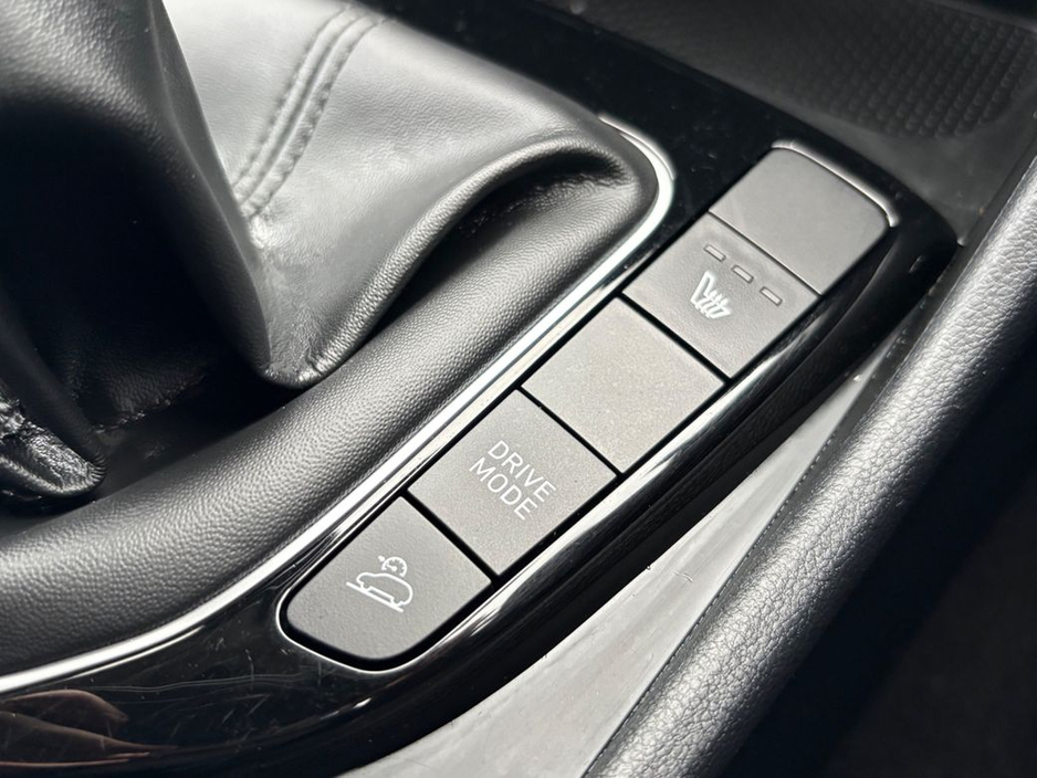 2022 Hyundai Tucson Premium Spec 1.6D 1 Owner from New! Exceptional Condition €28,900