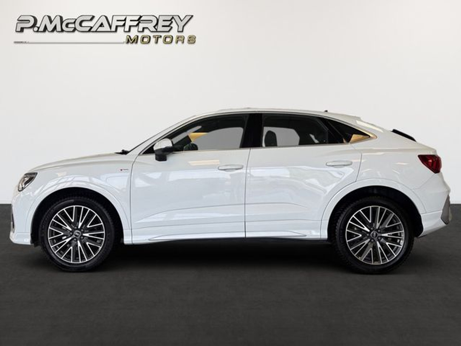 2021 Audi Q3 - image 8