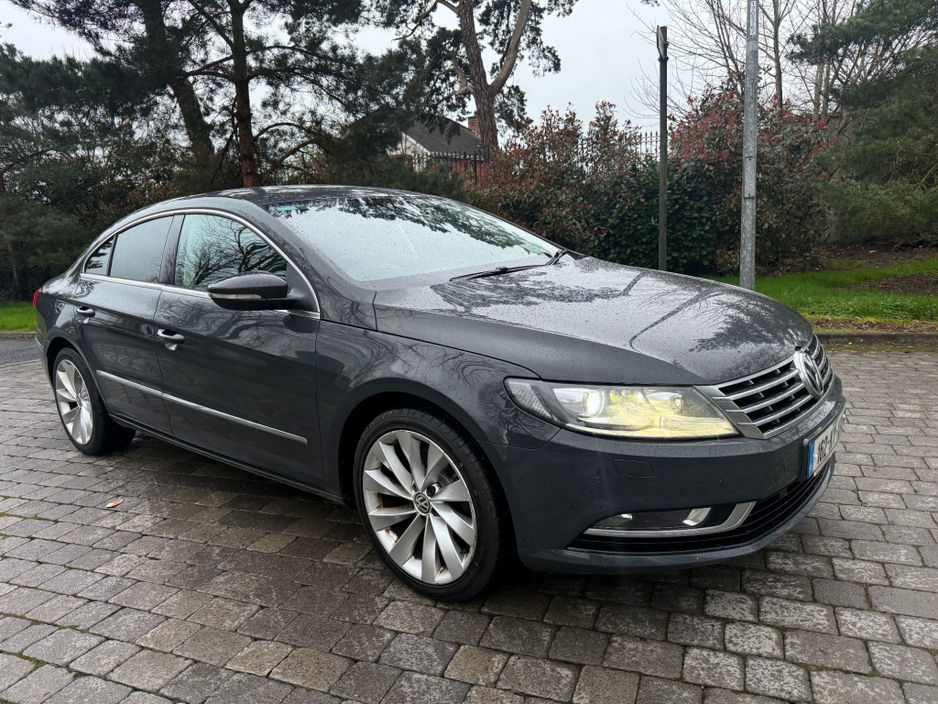 2016 Volkswagen CC - image 2