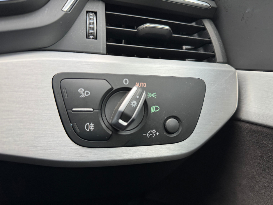 2019 Audi A4 2.0 TDI SLINE AUTO *FRESH NCT* €24,995