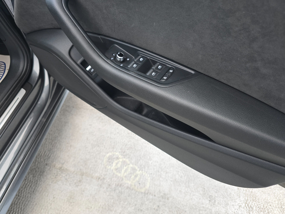 2020 Audi A4 - image 34