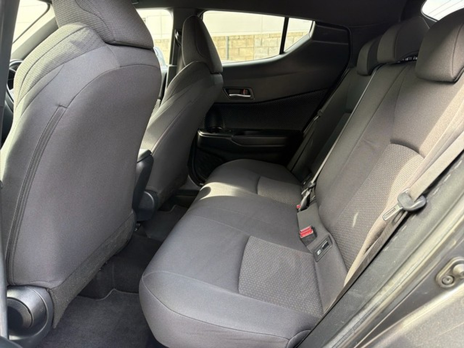 2019 Toyota C-HR - image 7