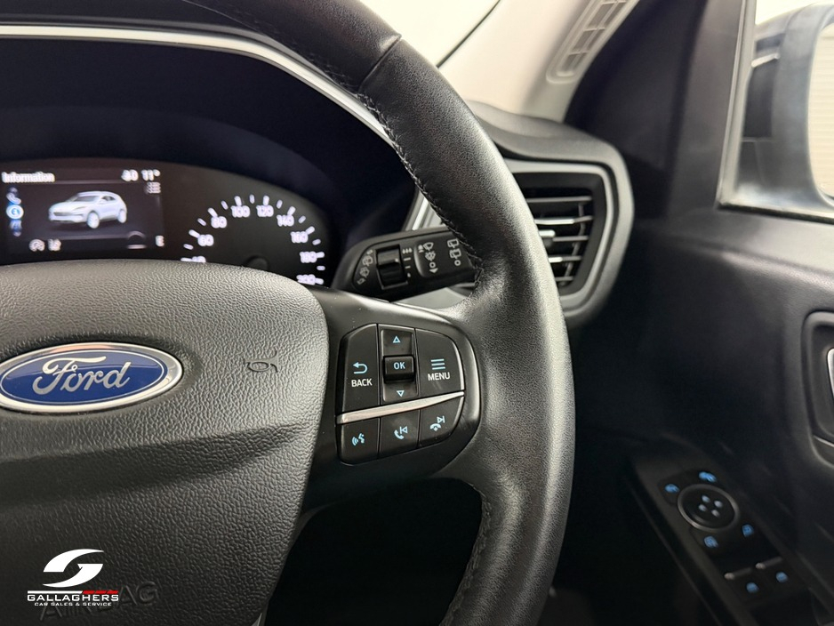 2020 Ford Kuga - image 19