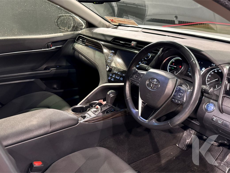 2021 Toyota Camry - image 24
