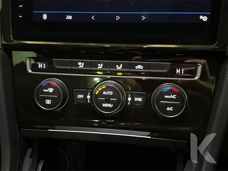 2018 Volkswagen Golf - image 15