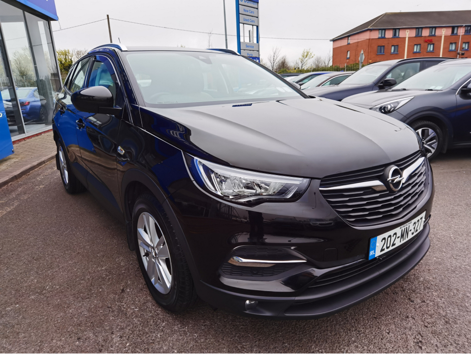 2020 Opel Grandland X - image 3