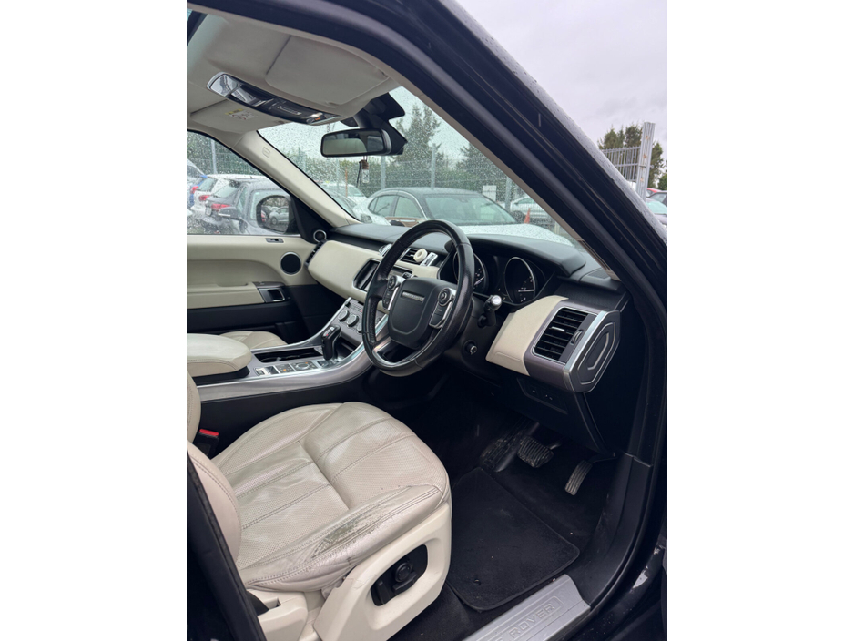 2016 Land Rover Range Rover Sport 3.0 TDV6 HSE €26,800