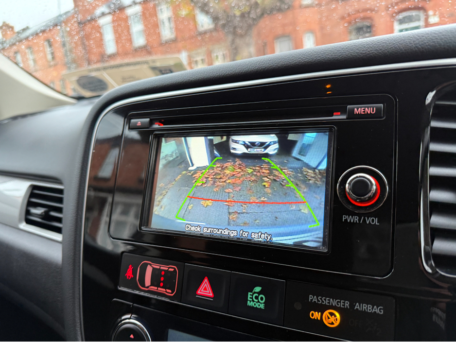 2016 Mitsubishi Outlander 2.0 PHEV, 4 Wheel Drive, Only 101kms, New Nct 10/2027, Tax 07/2026 (€170p/y), Reversing Camera, Bluetooth, Cruise Control, Paddle Shifters, A/C, Parking Sensors, Finance Available, SIMI Dealer, €15,950