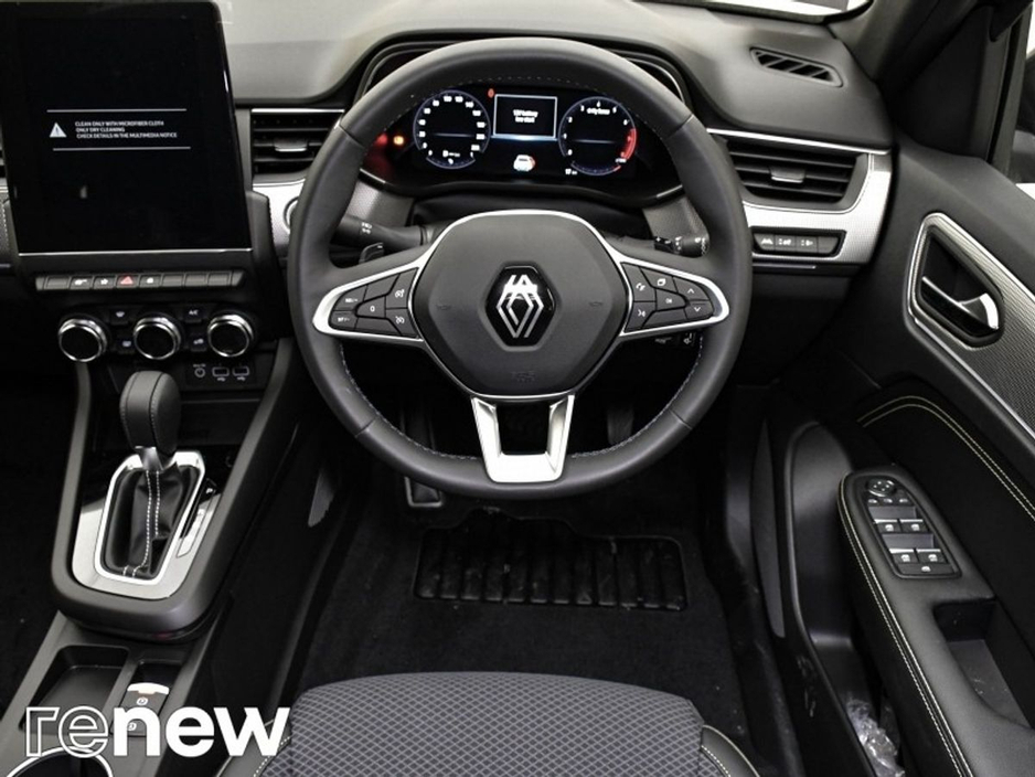 2025 Renault Arkana - image 25