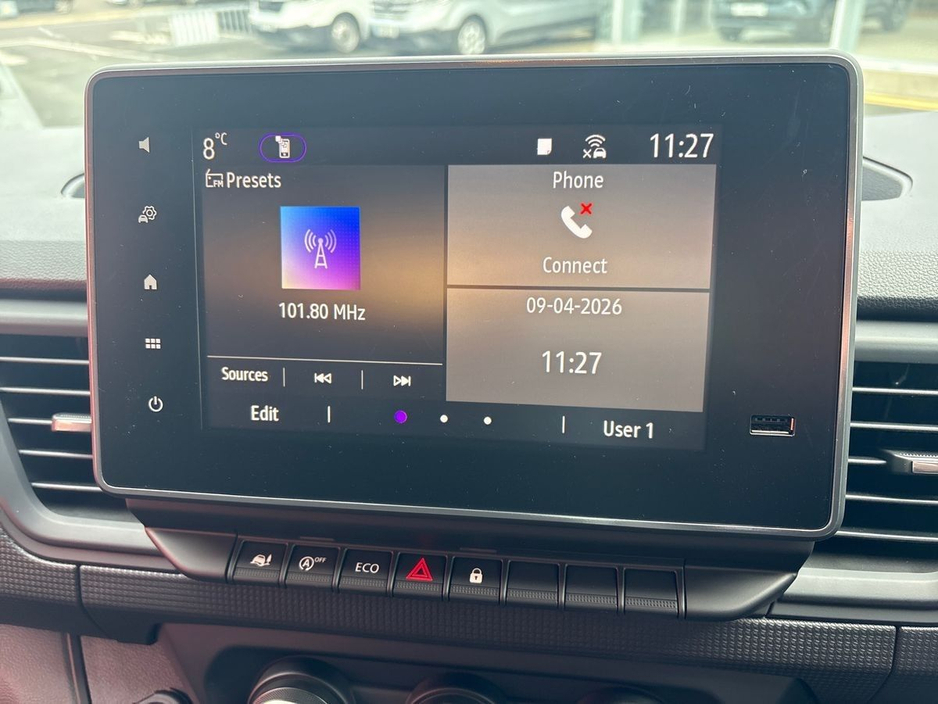 2026 Nissan Primastar - image 10