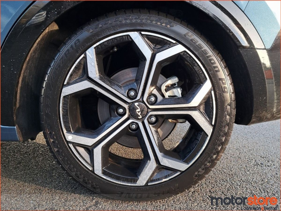 2025 Kia Niro K3 1.6 Petrol HEV (Kia Warranty / AA Membership / Bishopstown) €35,900