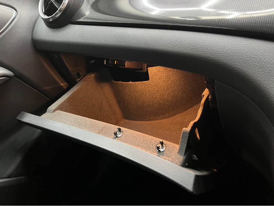 2018 Mercedes-Benz CLA Class €20950 2018 MERCEDES-BENZ CLA180 AMG STYLE 1.6 AUTOMATIC / CRUISE CONTROL / REVERSE CAMERA / HEATED SEATS / PADDLE SHIFTERS €20,950