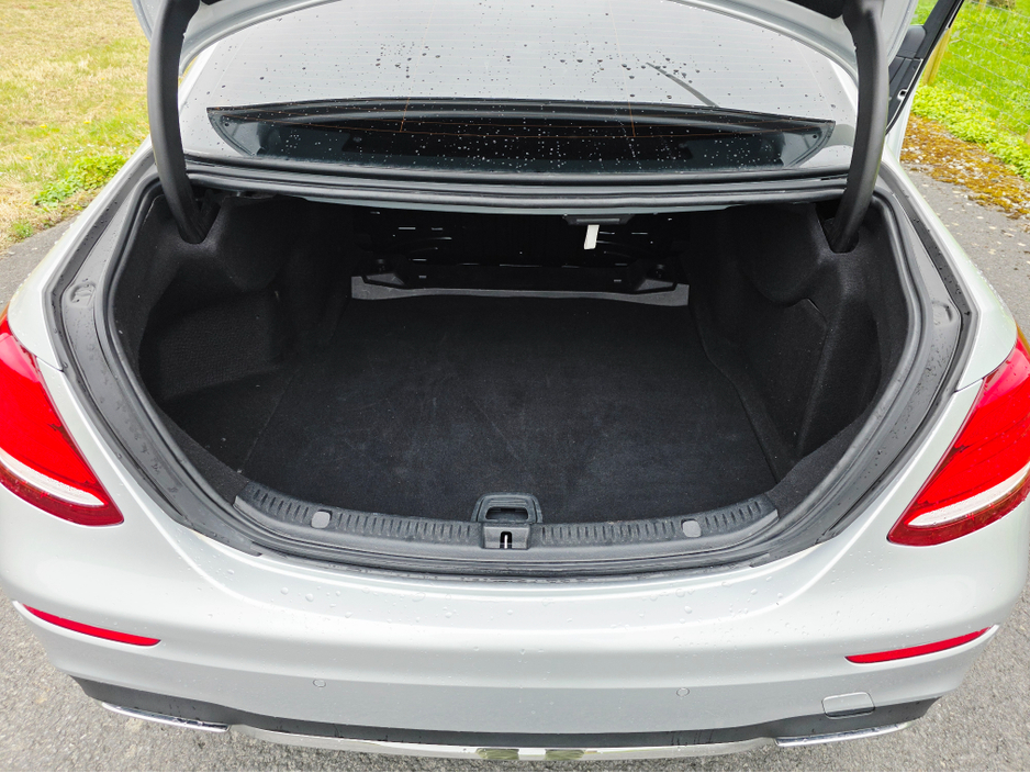 2018 Mercedes-Benz E Class - image 18