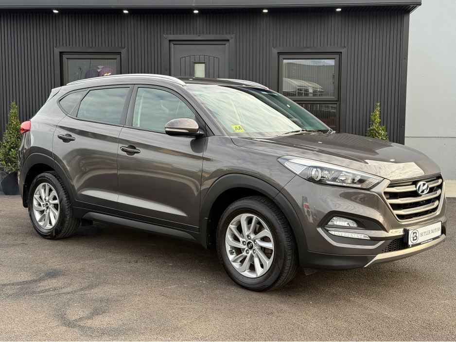 2016 Hyundai Tucson - image 2