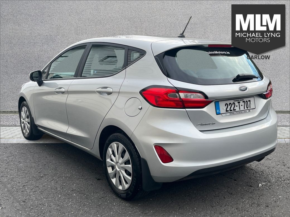 2022 Ford Fiesta - image 5