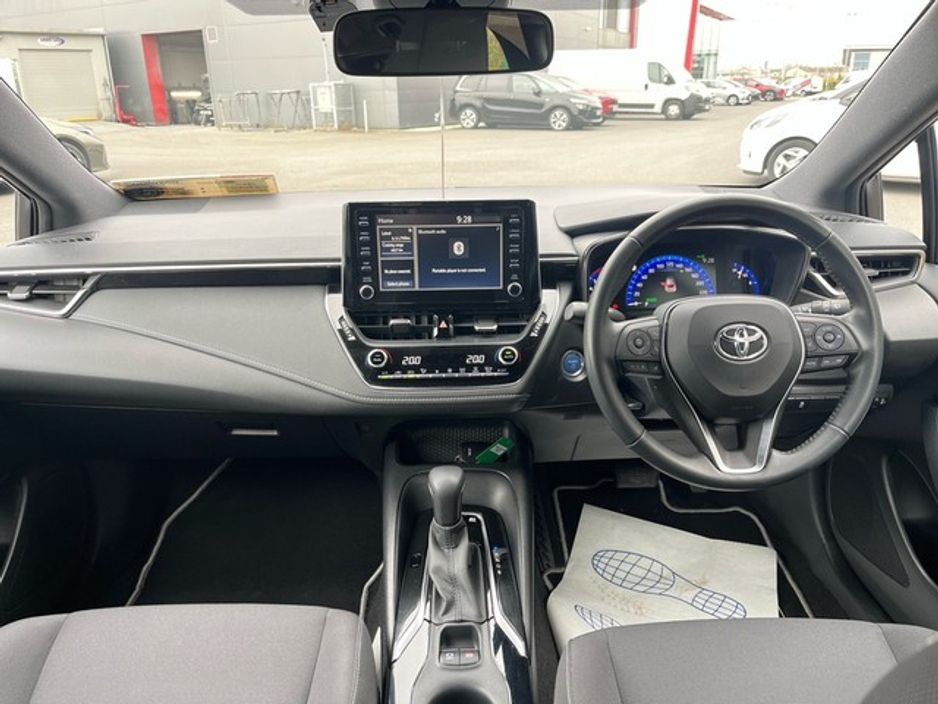 2022 Toyota Corolla - image 8