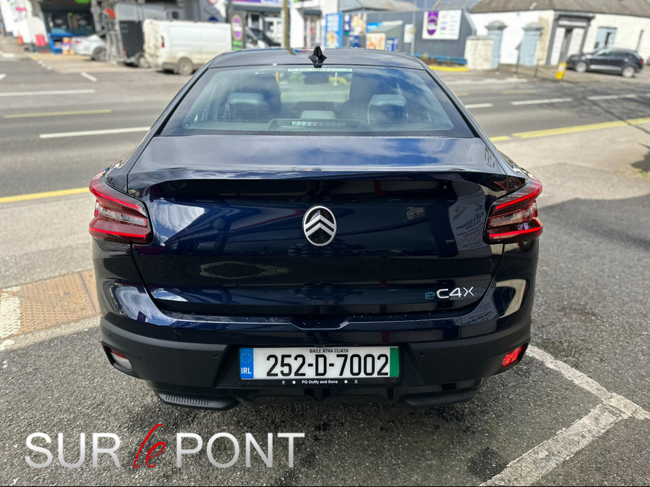 2025 Citroen C4X - image 6