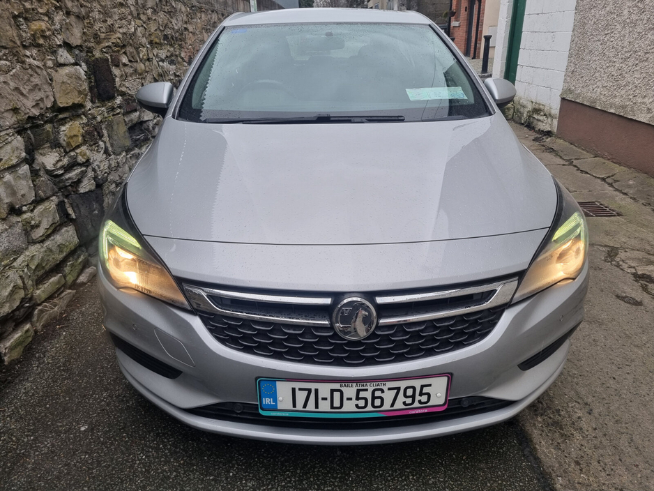 2017 Vauxhall Astra  €5,299
