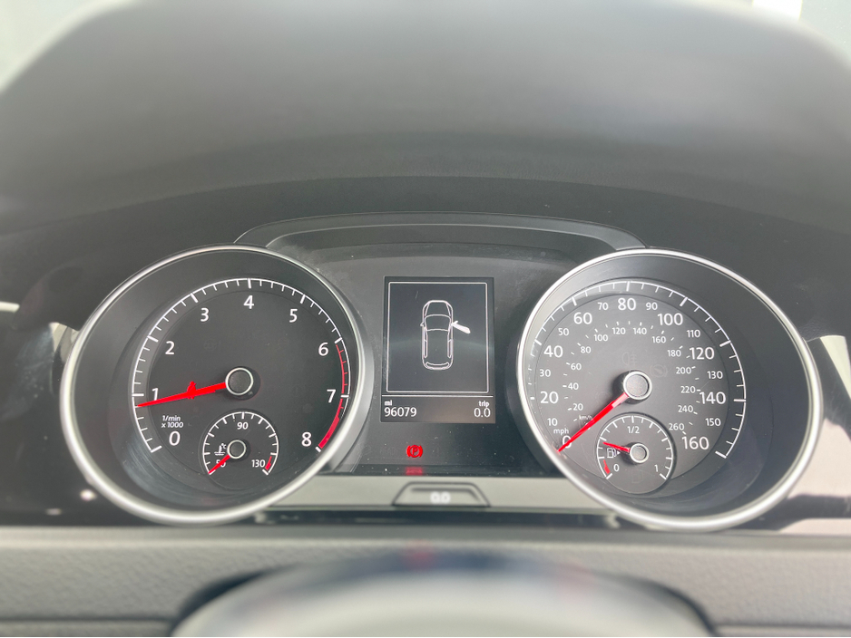 2018 Volkswagen Golf - image 11