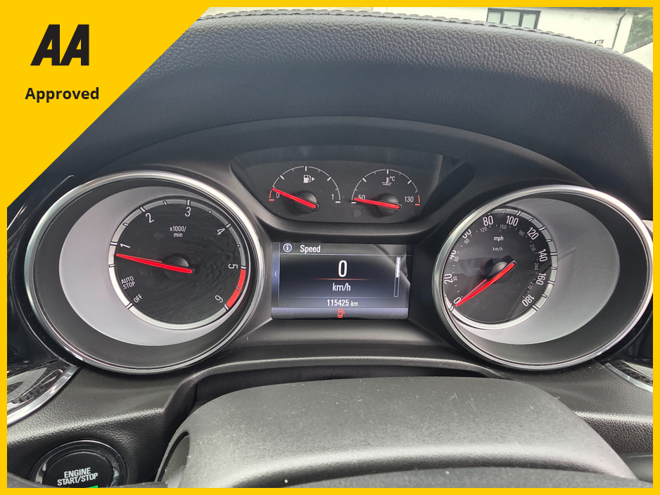 2018 Opel Insignia - image 17