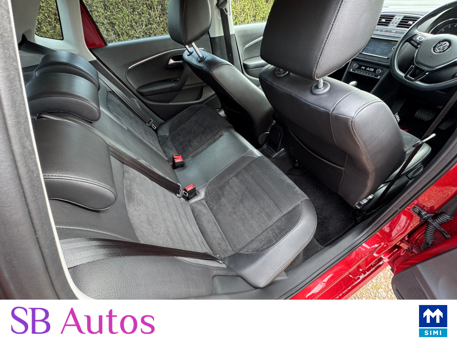 2017 Volkswagen Polo - image 10