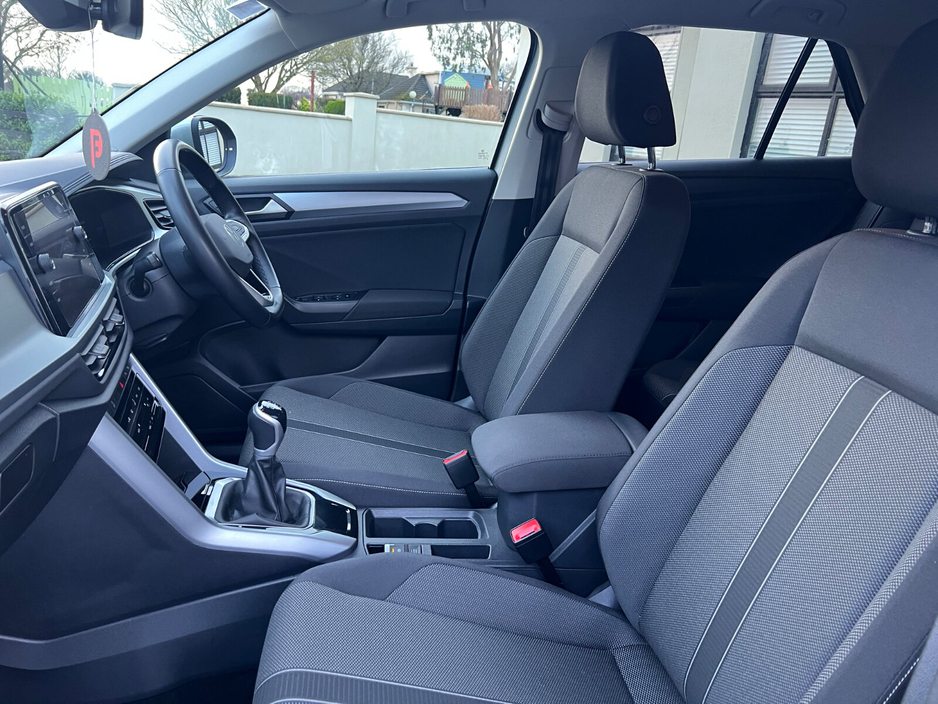 2023 Volkswagen T-Roc 2.0 TDI 116HP Life €28,950