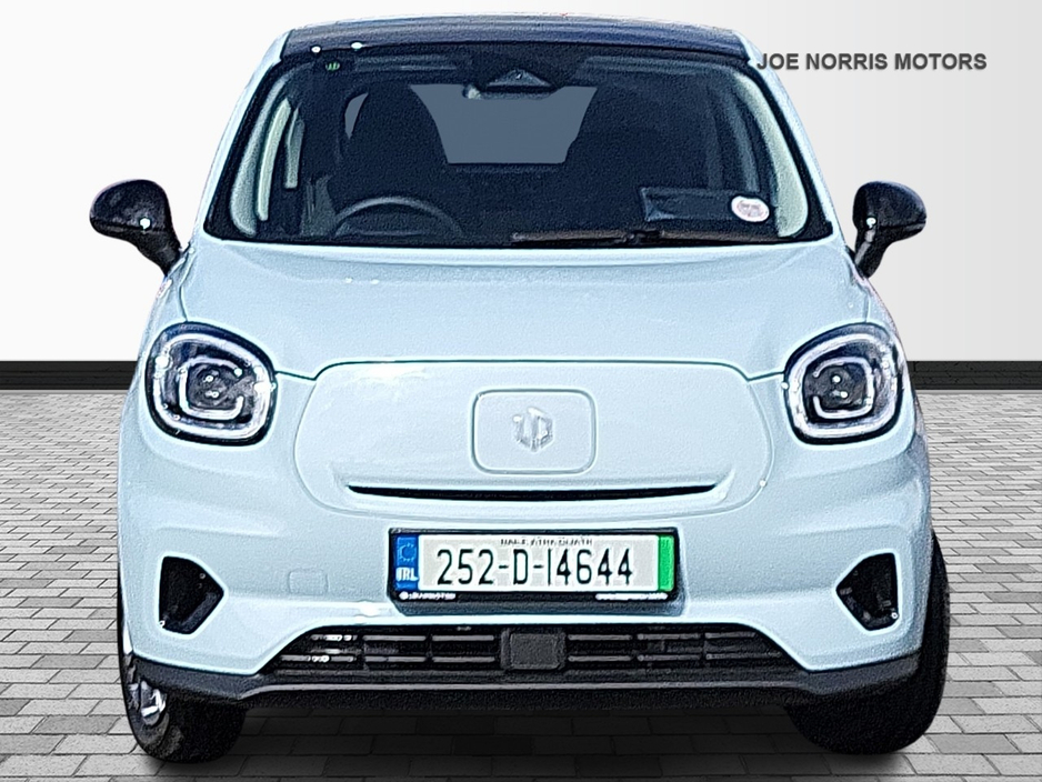 2025 Leapmotor T03 - image 7