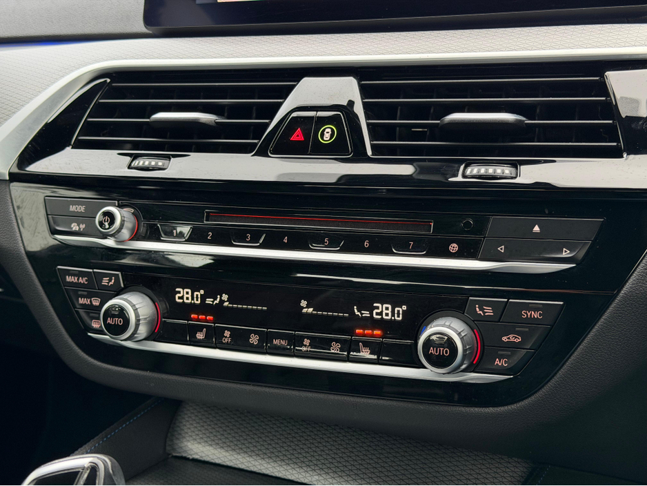 2018 BMW 5 Series 530E M-SPORT AUTO €23,950