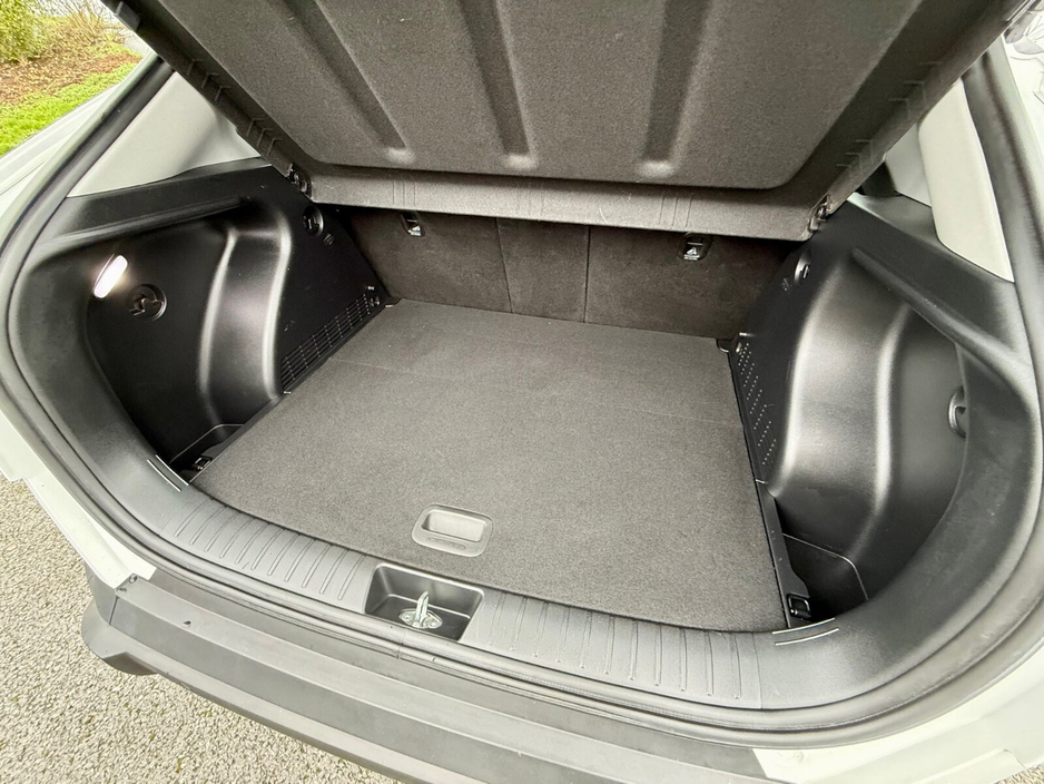 2024 Hyundai Kona 1.6 HYBRID Signature Auto €30,950