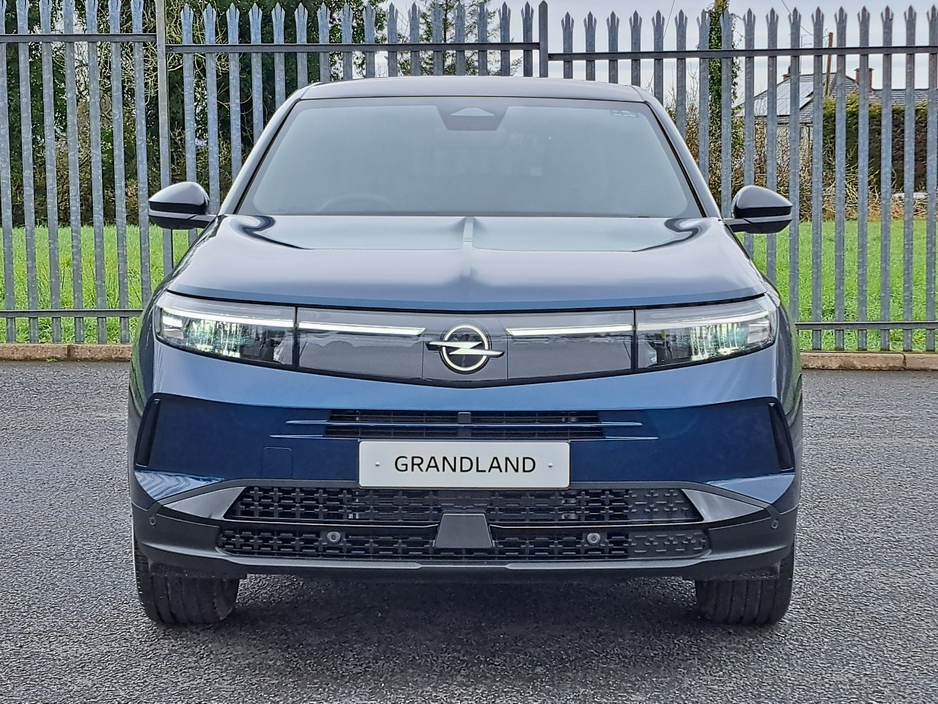 2026 Opel Grandland - image 9